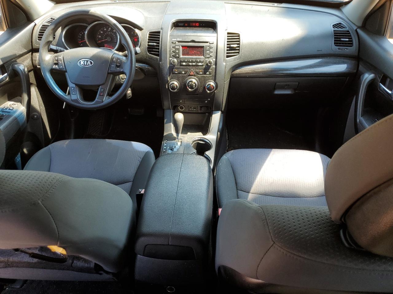 2012 Kia Sorento Base VIN: 5XYKT4A23CG275741 Lot: 71827125