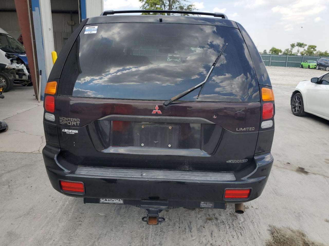 2000 Mitsubishi Montero Sport Limited VIN: JA4MT41R9YP052351 Lot: 71694225