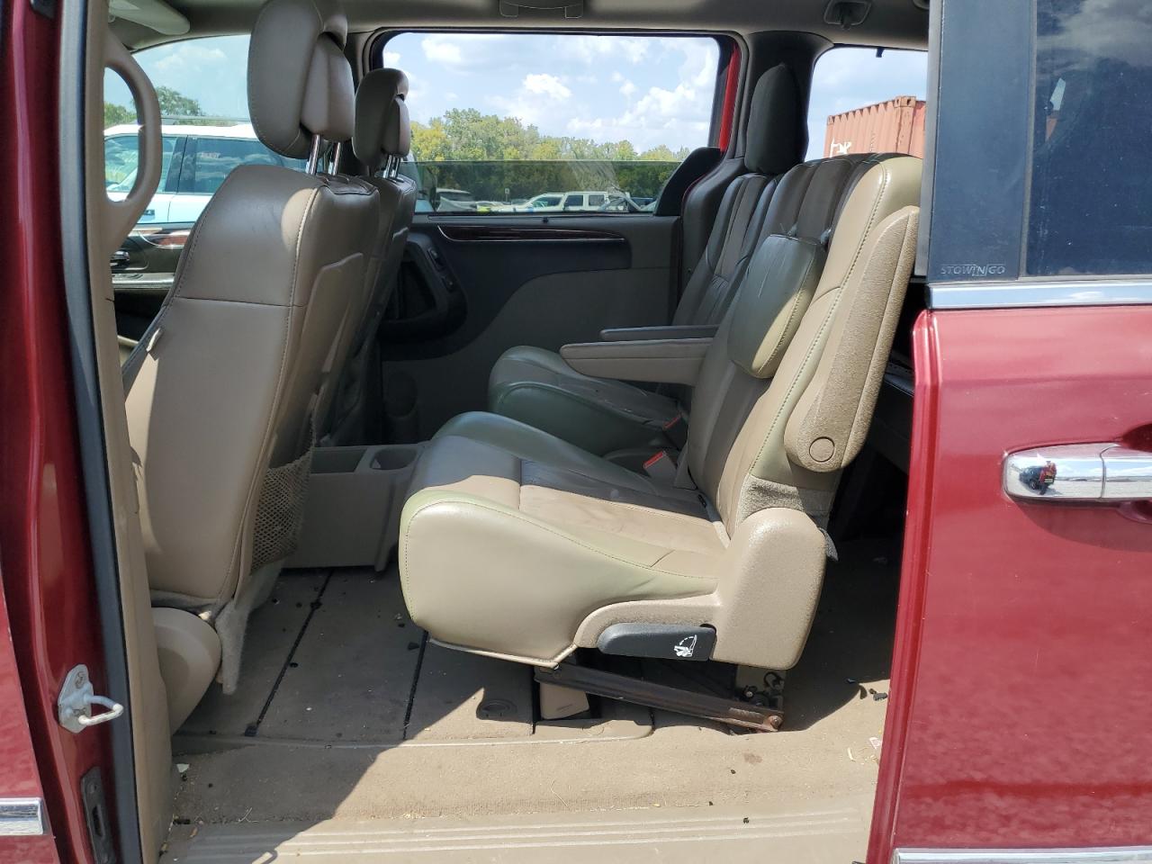 2012 Chrysler Town & Country Limited VIN: 2C4RC1GG9CR301092 Lot: 70082495