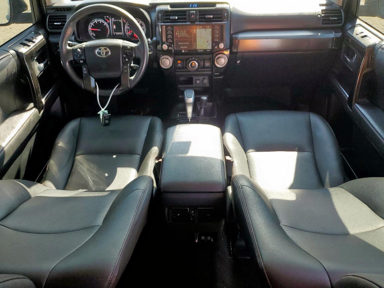 2020 Toyota 4Runner Sr5/Sr5 Premium VIN: JTEBU5JR4L5772351 Lot: 71214105