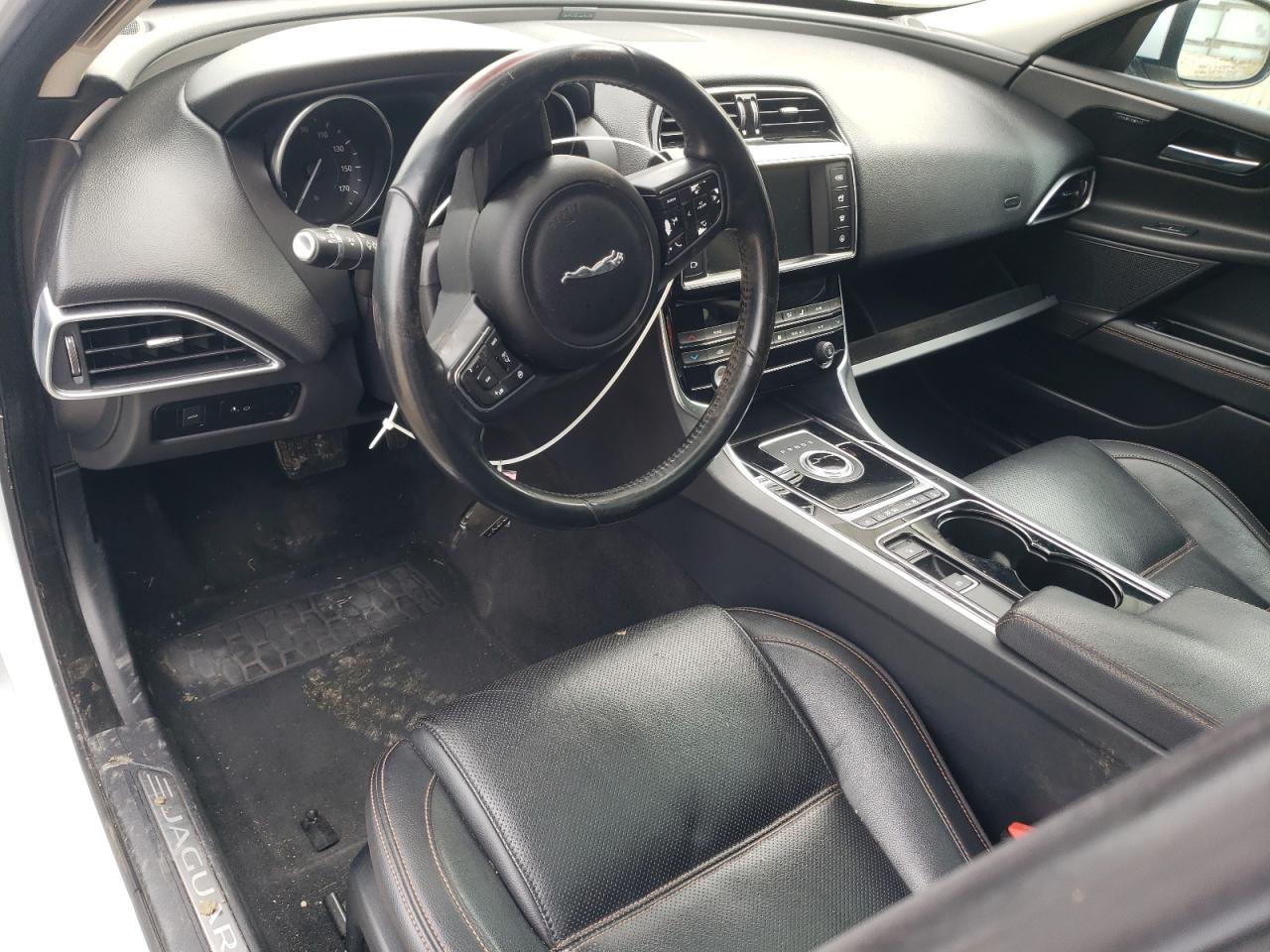 2017 Jaguar Xe Prestige VIN: SAJAK4BV1HA956299 Lot: 81332385