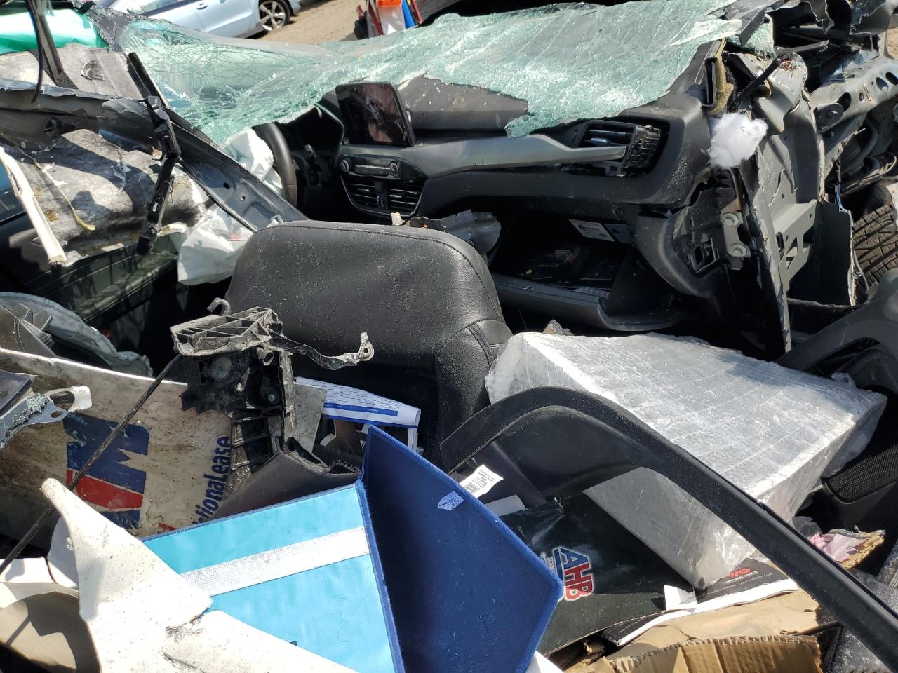 2022 Ford Escape Titanium VIN: 1FMCU9J90NUA98526 Lot: 80322515