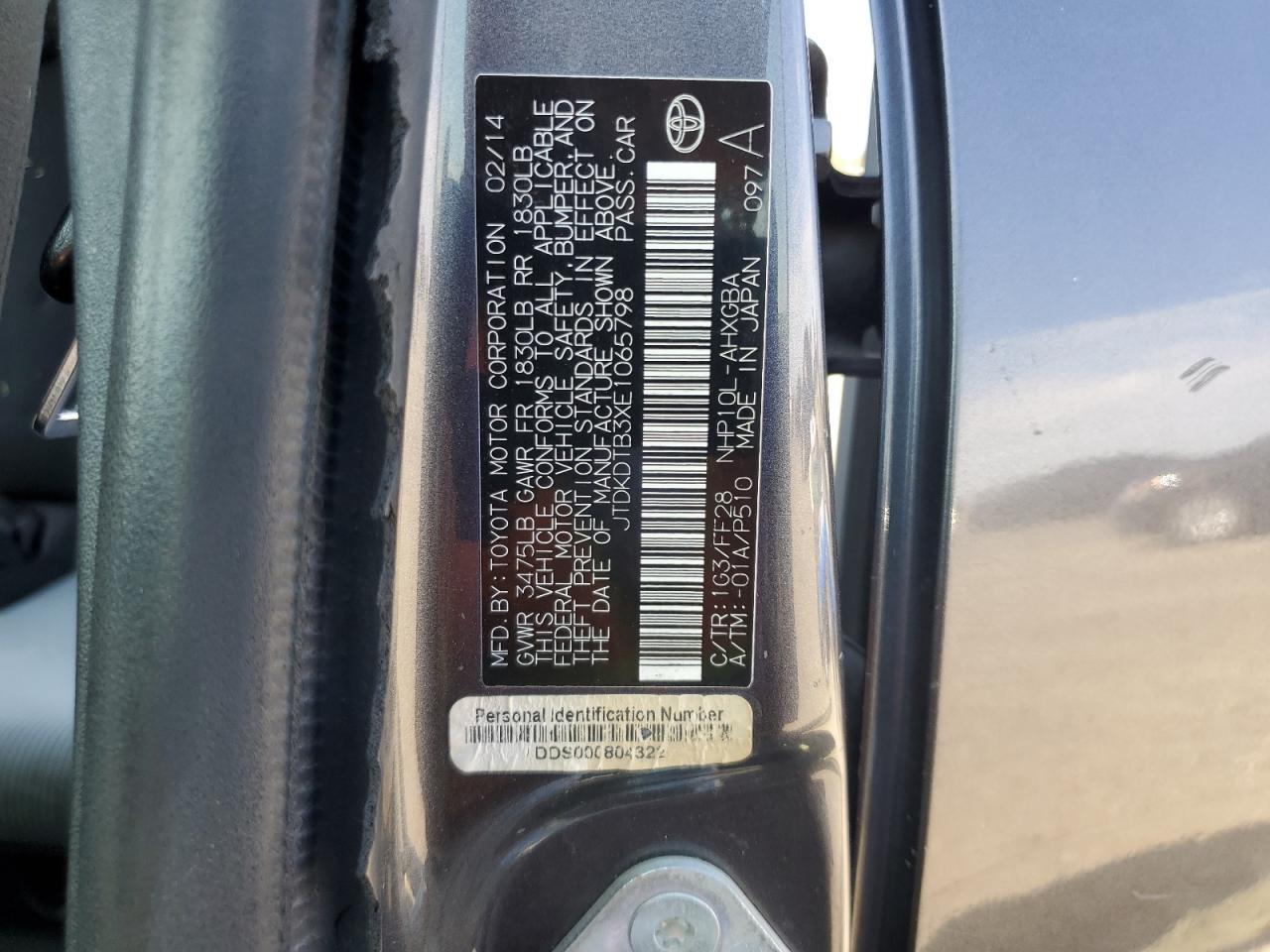 2014 Toyota Prius C VIN: JTDKDTB3XE1065798 Lot: 81794355