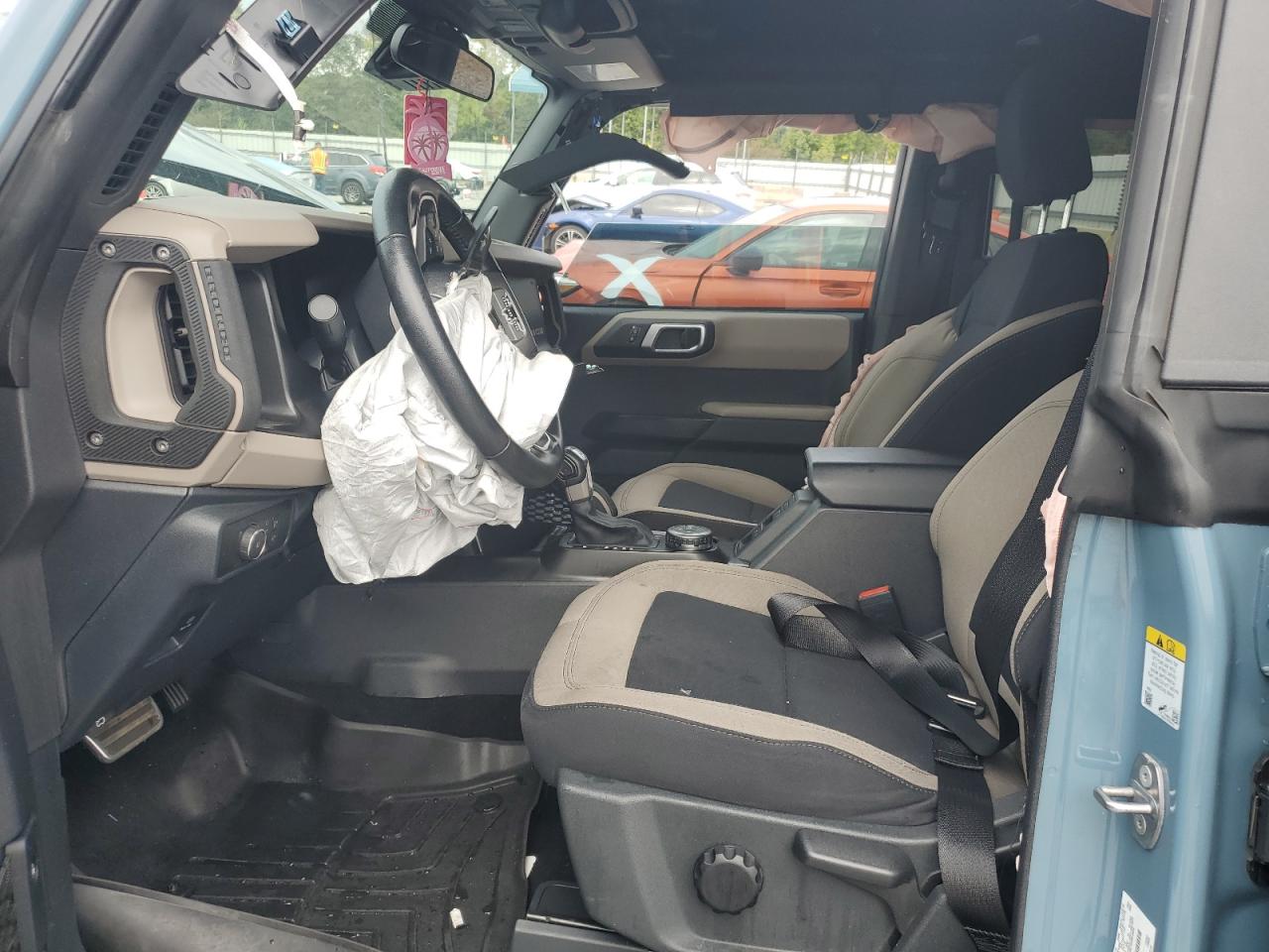 2021 Ford Bronco Base VIN: 1FMDE5BH8MLB06988 Lot: 84236085