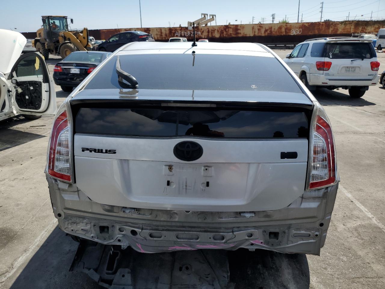 2013 Toyota Prius VIN: JTDKN3DU2D5695518 Lot: 81882895