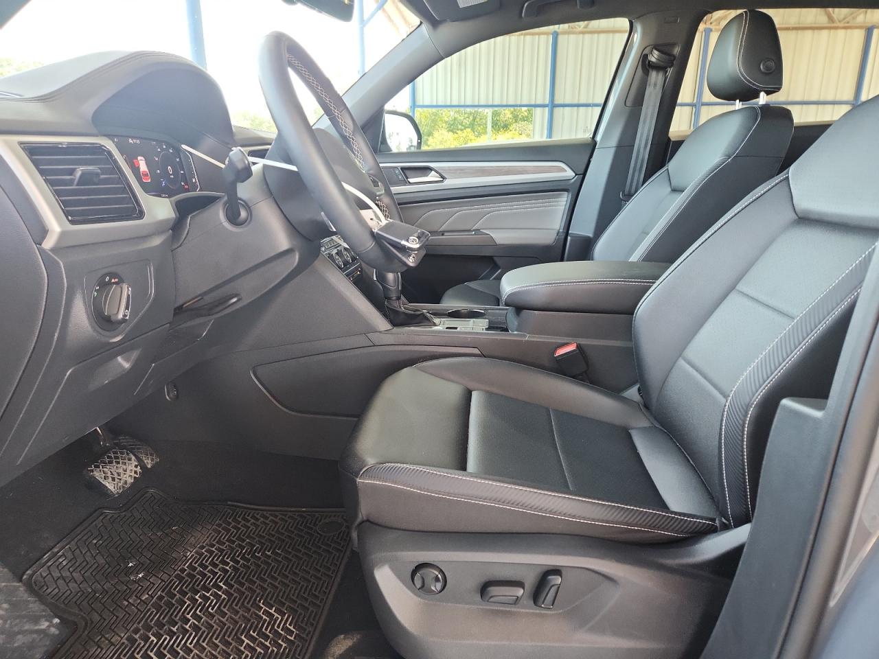 2023 Volkswagen Atlas Cross Sport Se VIN: 1V2WE2CA0PC216577 Lot: 71864905