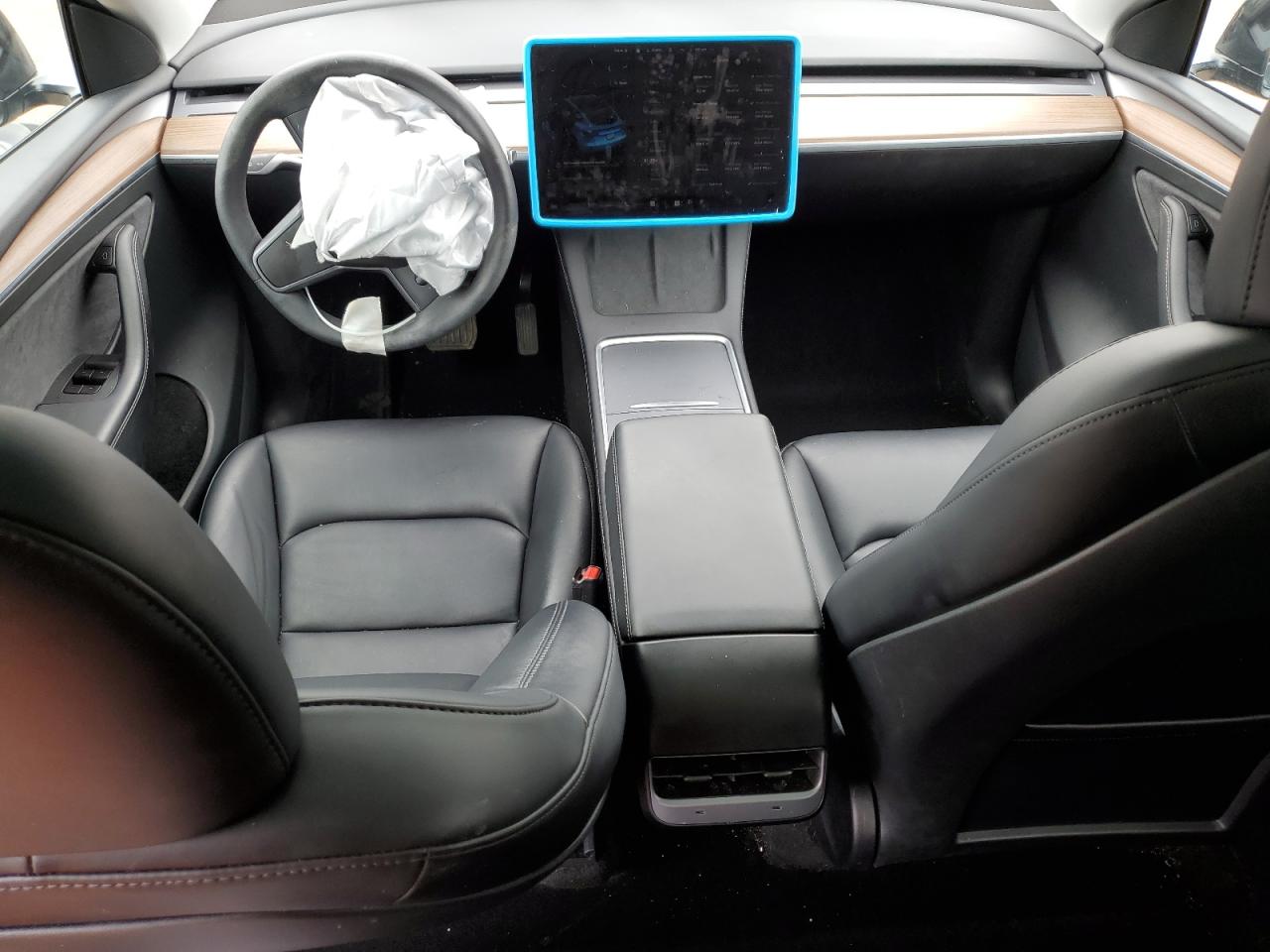 2025 Tesla Model Y VIN: 7SAYGDED3SF228549 Lot: 81584725