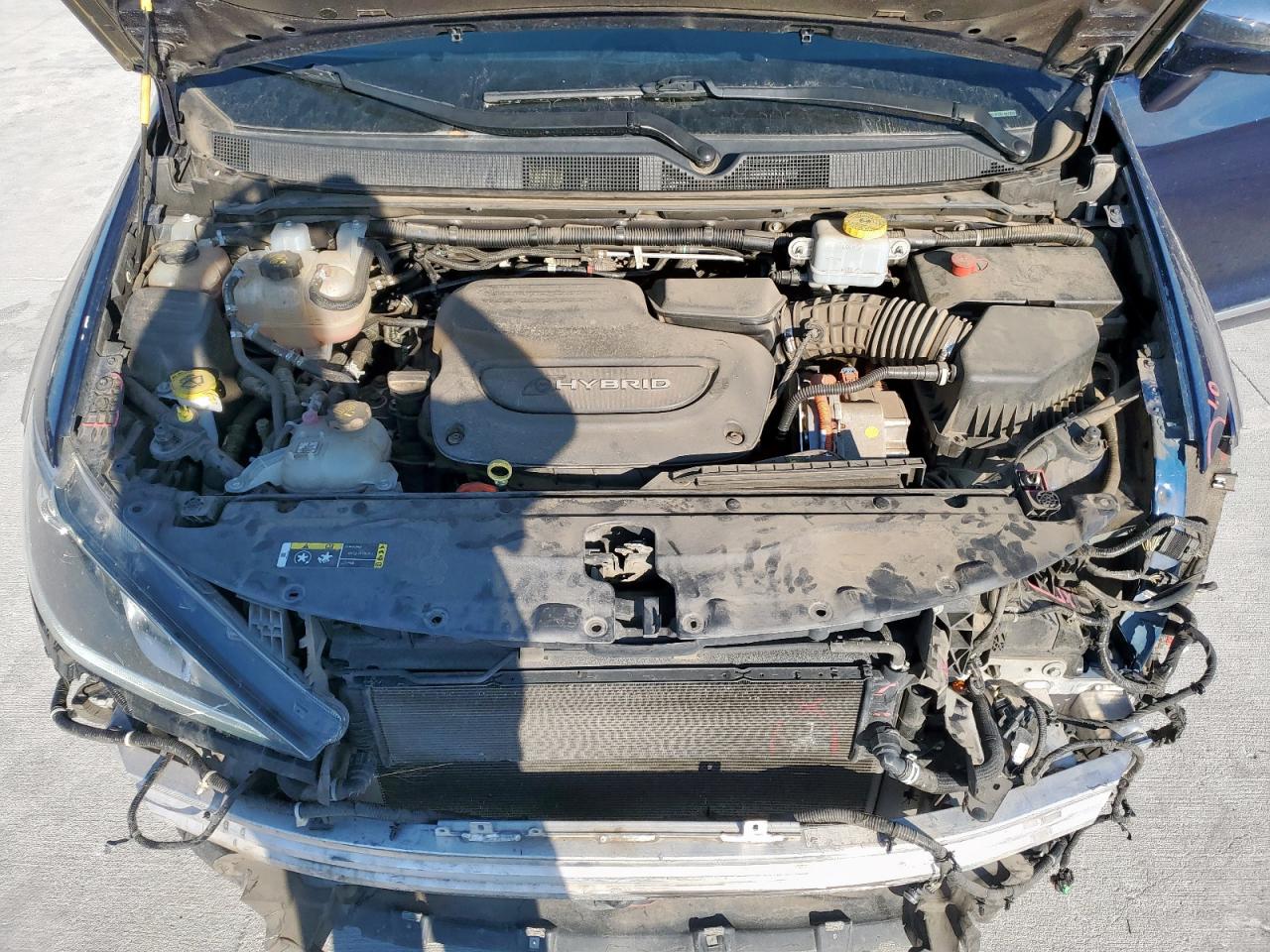 2018 Chrysler Pacifica Hybrid Limited VIN: 2C4RC1N71JR168456 Lot: 81914685