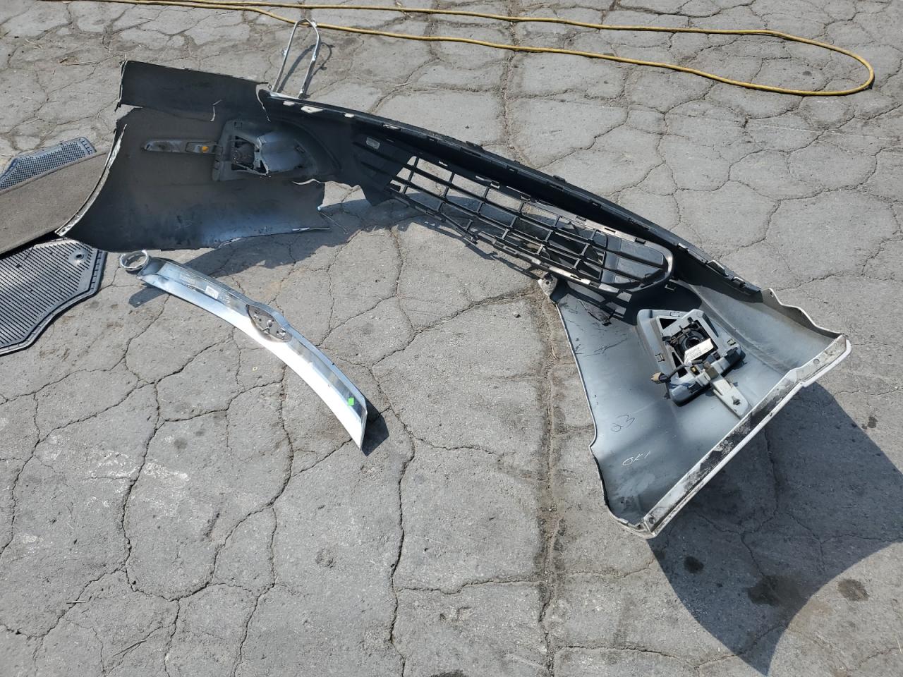 2010 Ford Fusion Hybrid VIN: 3FADP0L30AR135800 Lot: 80471985