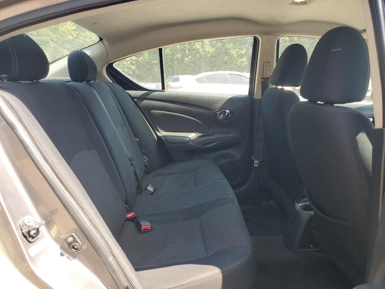 2014 Nissan Versa S VIN: 3N1CN7AP1EL869691 Lot: 71957315