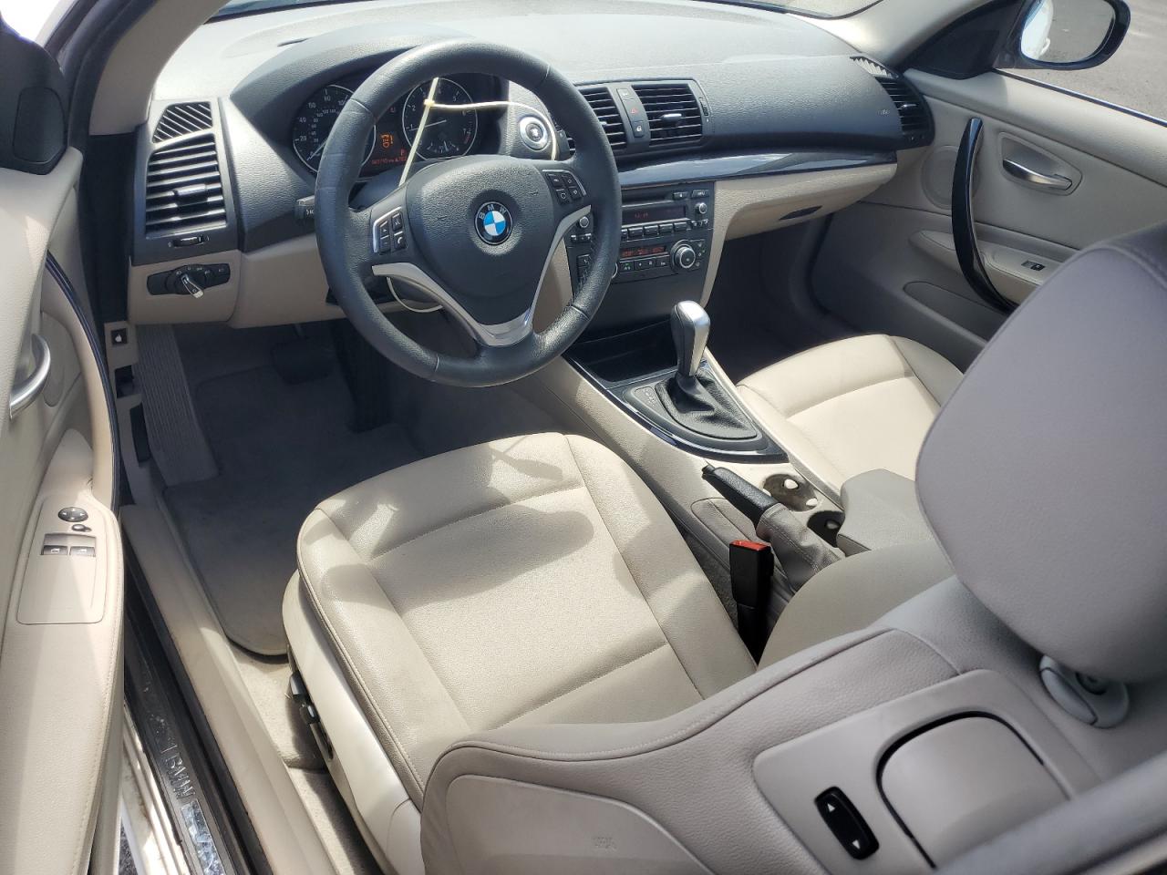 Фото: WBAUP7C56CVP23790