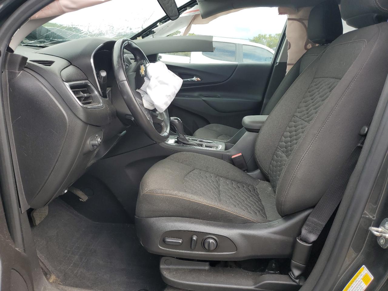 2019 Chevrolet Equinox Lt VIN: 3GNAXVEX6KS648027 Lot: 83783585