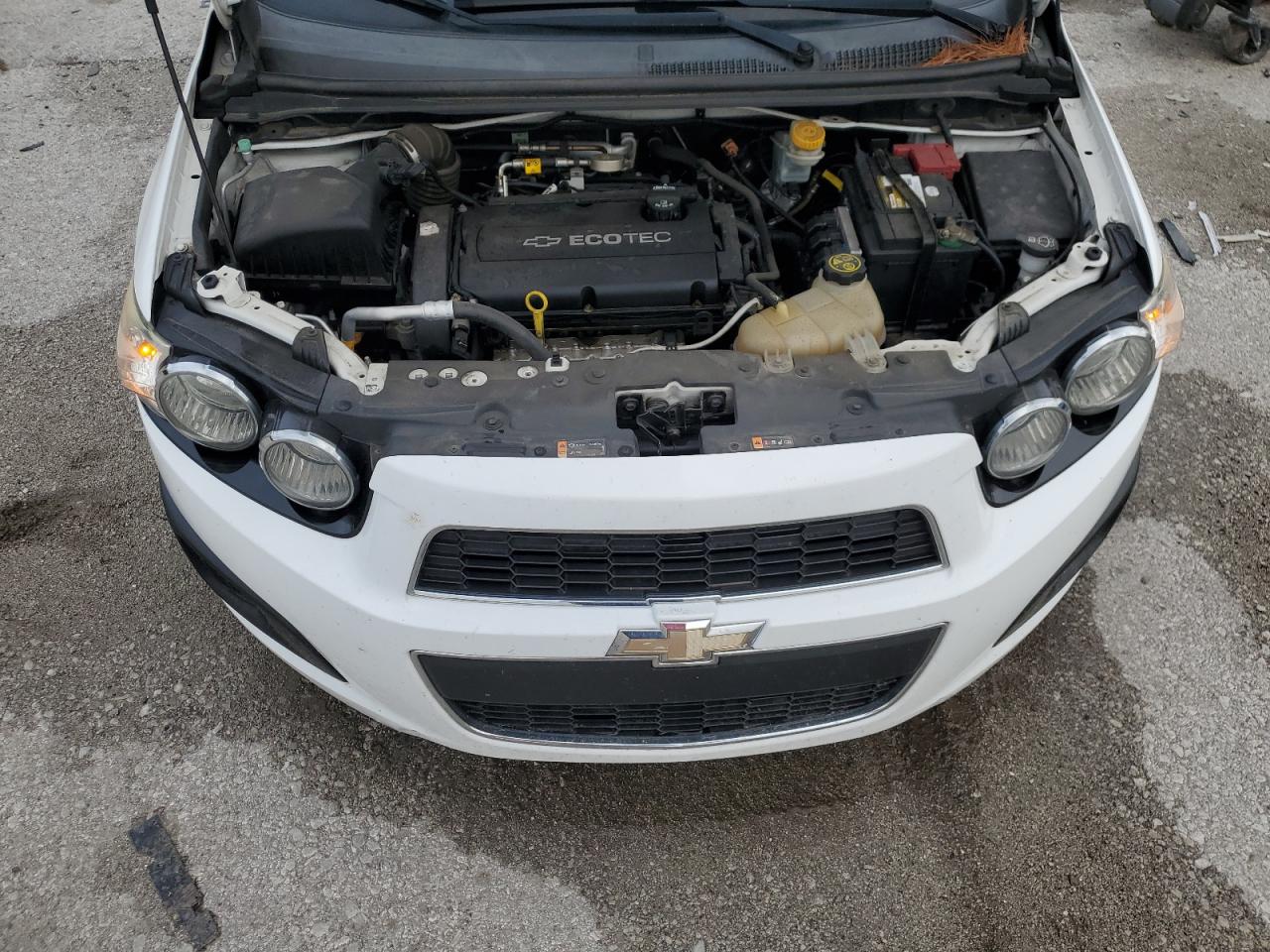 2015 Chevrolet Sonic Ls VIN: 1G1JA6SH2F4185041 Lot: 81253315