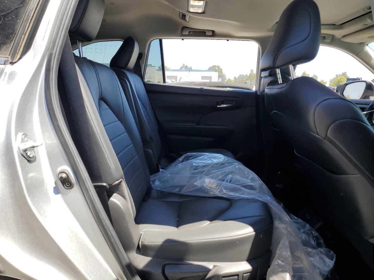2022 Toyota Highlander Xle VIN: 5TDGZRAH9NS114662 Lot: 71285425