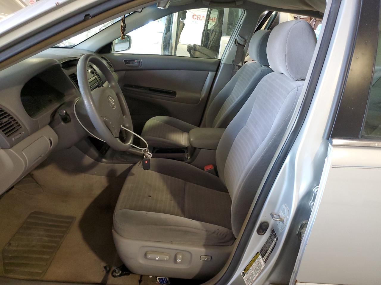 2005 Toyota Camry Le VIN: 4T1BE32K45U082515 Lot: 81946085