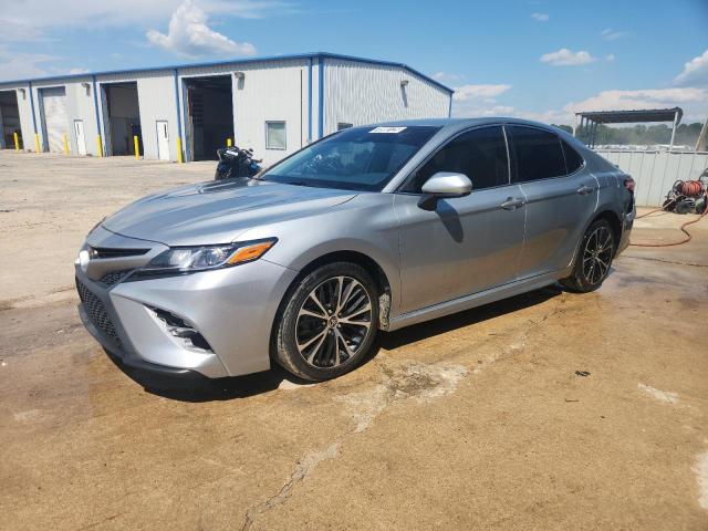  TOYOTA CAMRY 2020 Серебристый