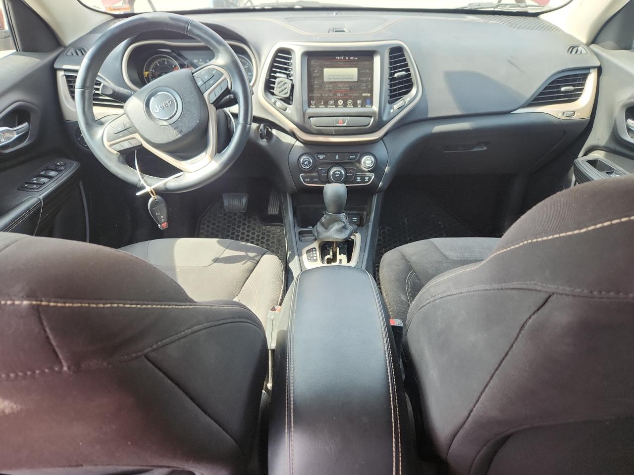 2017 Jeep Cherokee Latitude VIN: 1C4PJLCB9HW508664 Lot: 80623805