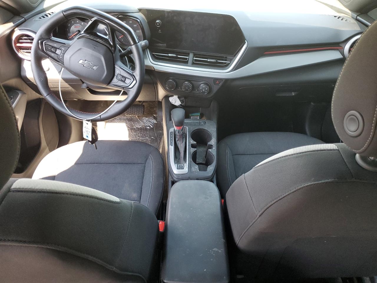 2024 Chevrolet Trax 1Rs VIN: KL77LGE27RC228434 Lot: 80444075