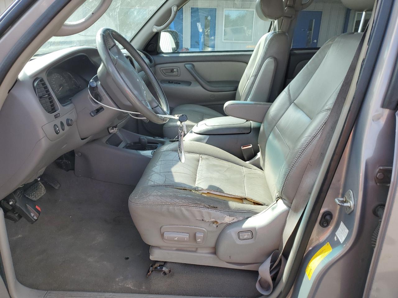 2002 Toyota Sequoia Limited VIN: 5TDBT48A02S086334 Lot: 80557955