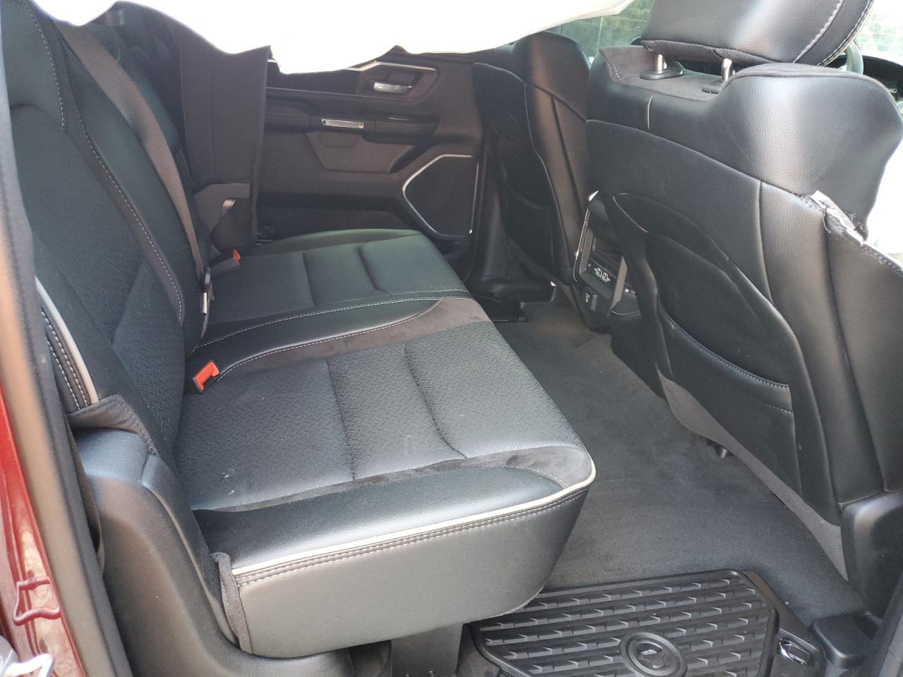 2024 Ram 1500 Laramie VIN: 1C6SRFRT3RN177311 Lot: 84378445