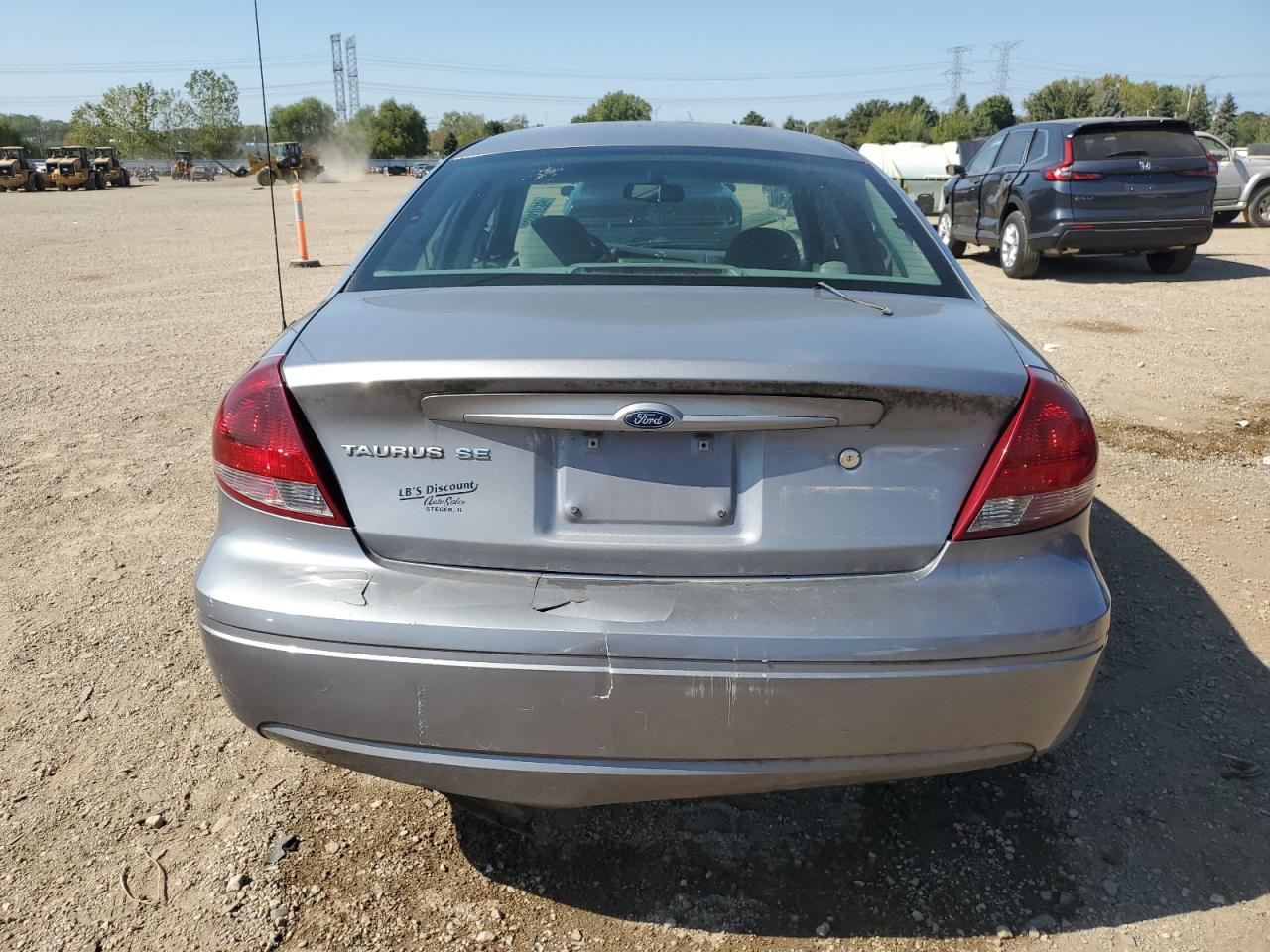 2006 Ford Taurus Se VIN: 1FAFP53U96A135004 Lot: 83863735