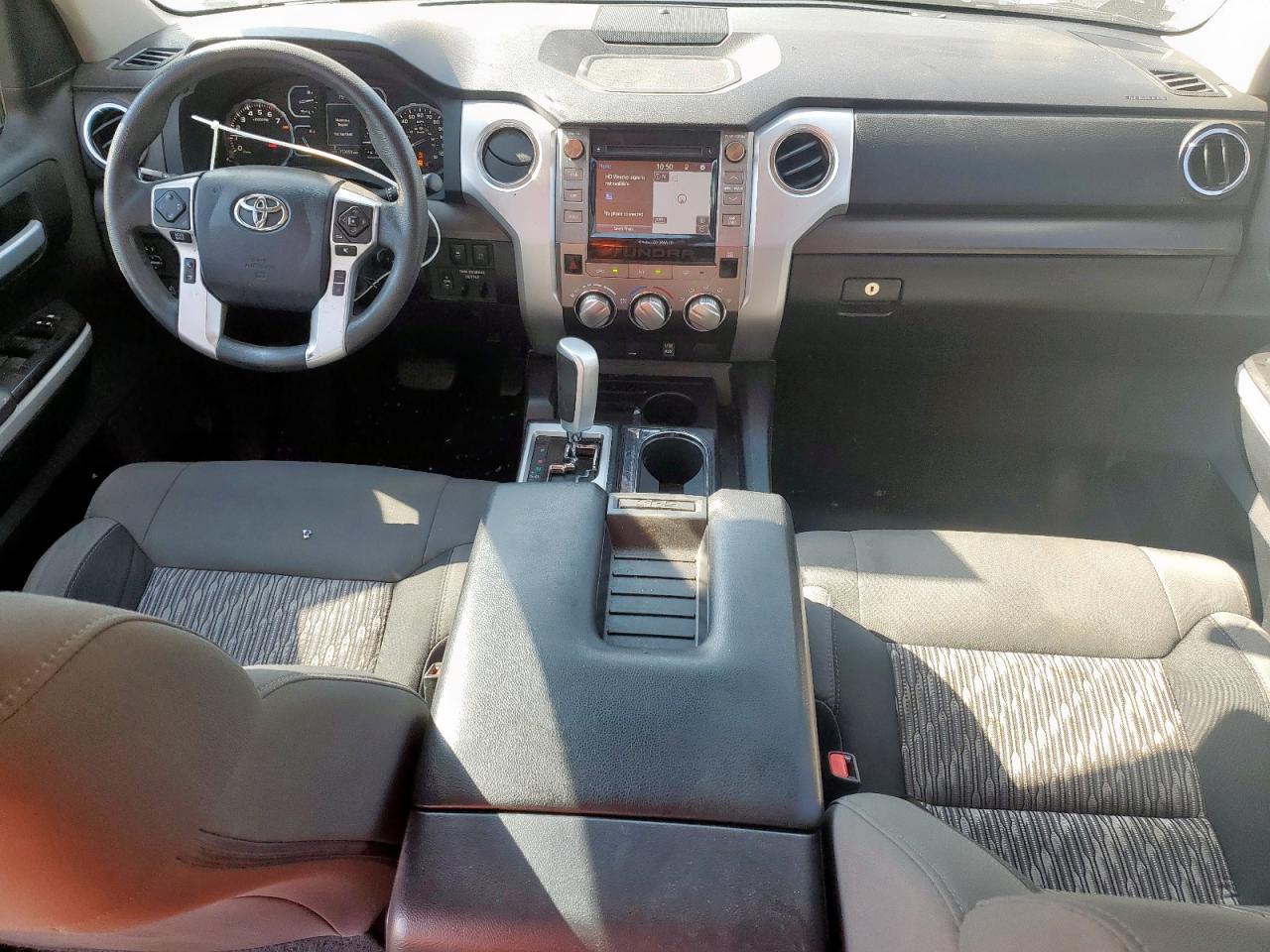 2018 Toyota Tundra Crewmax Sr5 VIN: 5TFEY5F17JX230557 Lot: 71462775