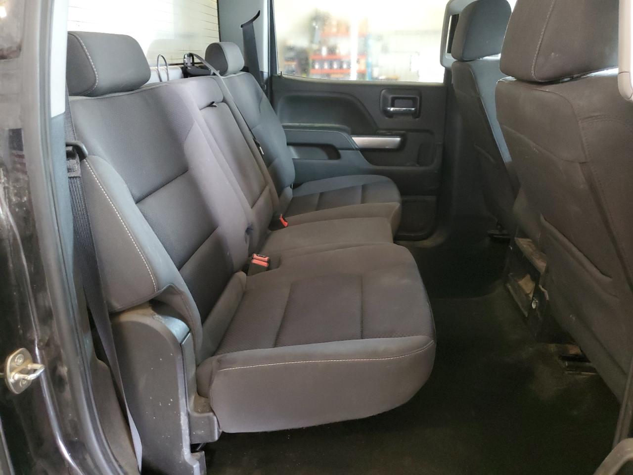 2018 Chevrolet Silverado K1500 Lt VIN: 3GCUKREC8JG337676 Lot: 81338675