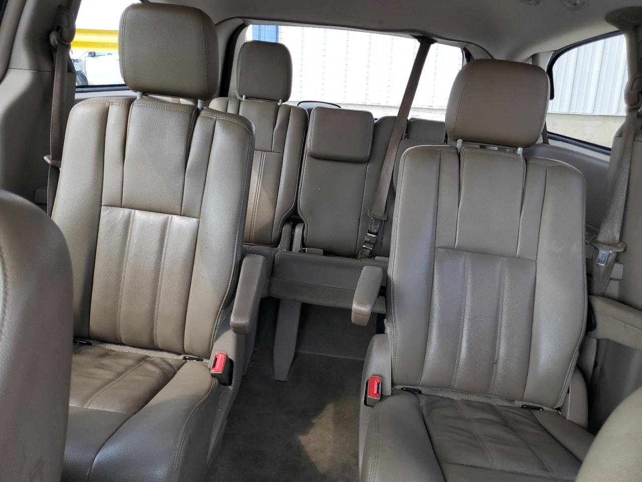 2016 Chrysler Town & Country Touring VIN: 2C4RC1BG0GR298290 Lot: 71825285