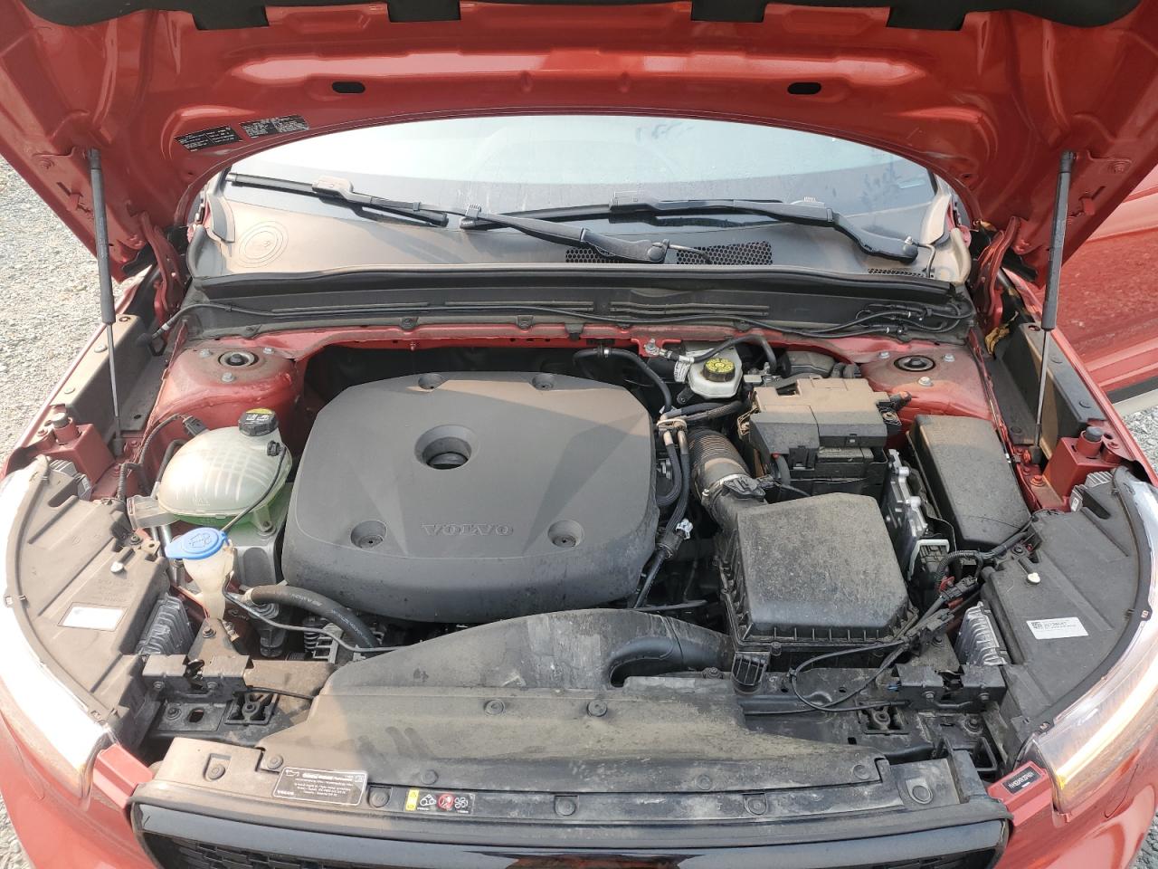 2019 Volvo Xc40 T5 R-Design VIN: YV4162UM7K2074824 Lot: 71623815