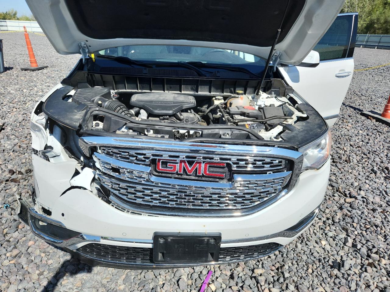 2017 GMC Acadia Denali VIN: 1GKKNXLS7HZ208243 Lot: 84258235