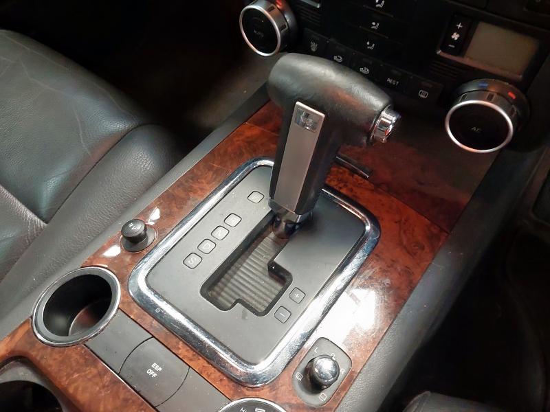 2009 VOLKSWAGEN TOUAREG SE TDI V6 225 A 3.0 V6 TDI SE 5DR TIP AUTO