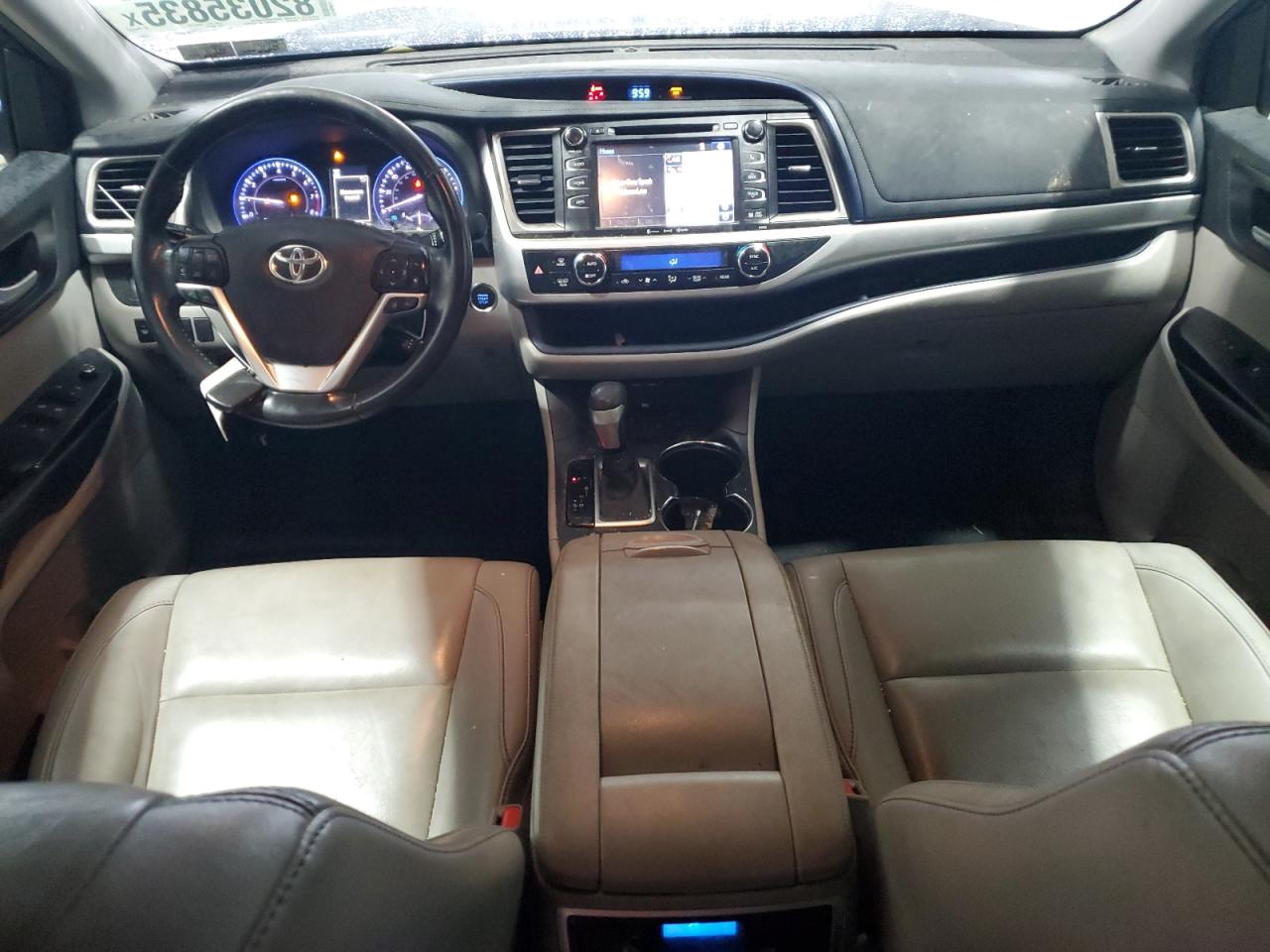 2019 Toyota Highlander Se VIN: 5TDJZRFHXKS595578 Lot: 82035835