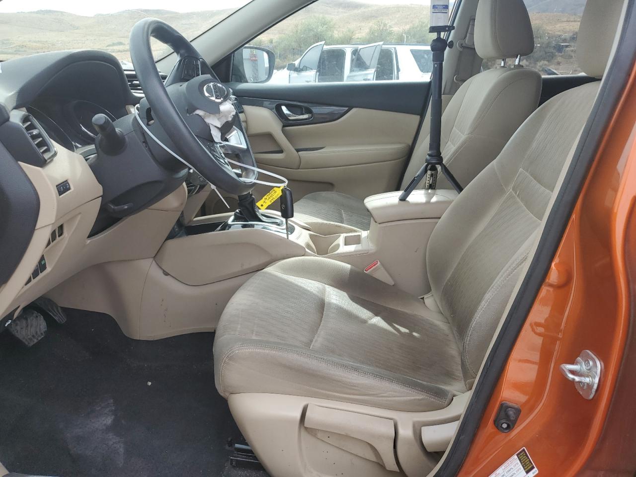 2017 Nissan Rogue Sv VIN: 5N1AT2MN2HC762765 Lot: 81141505