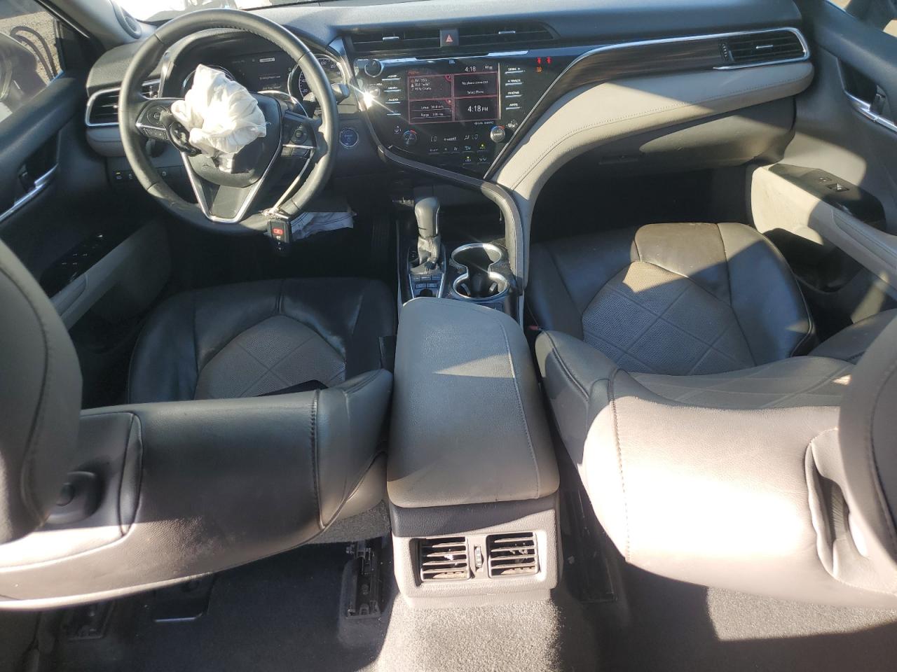 2018 Toyota Camry Hybrid VIN: 4T1B21HK5JU004095 Lot: 84830135