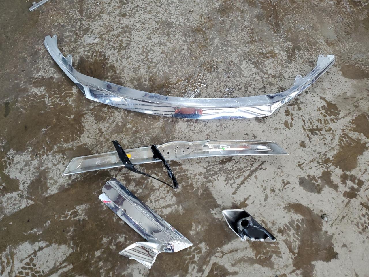 2010 Ford Fusion Se VIN: 3FAHP0HA3AR215116 Lot: 81004865