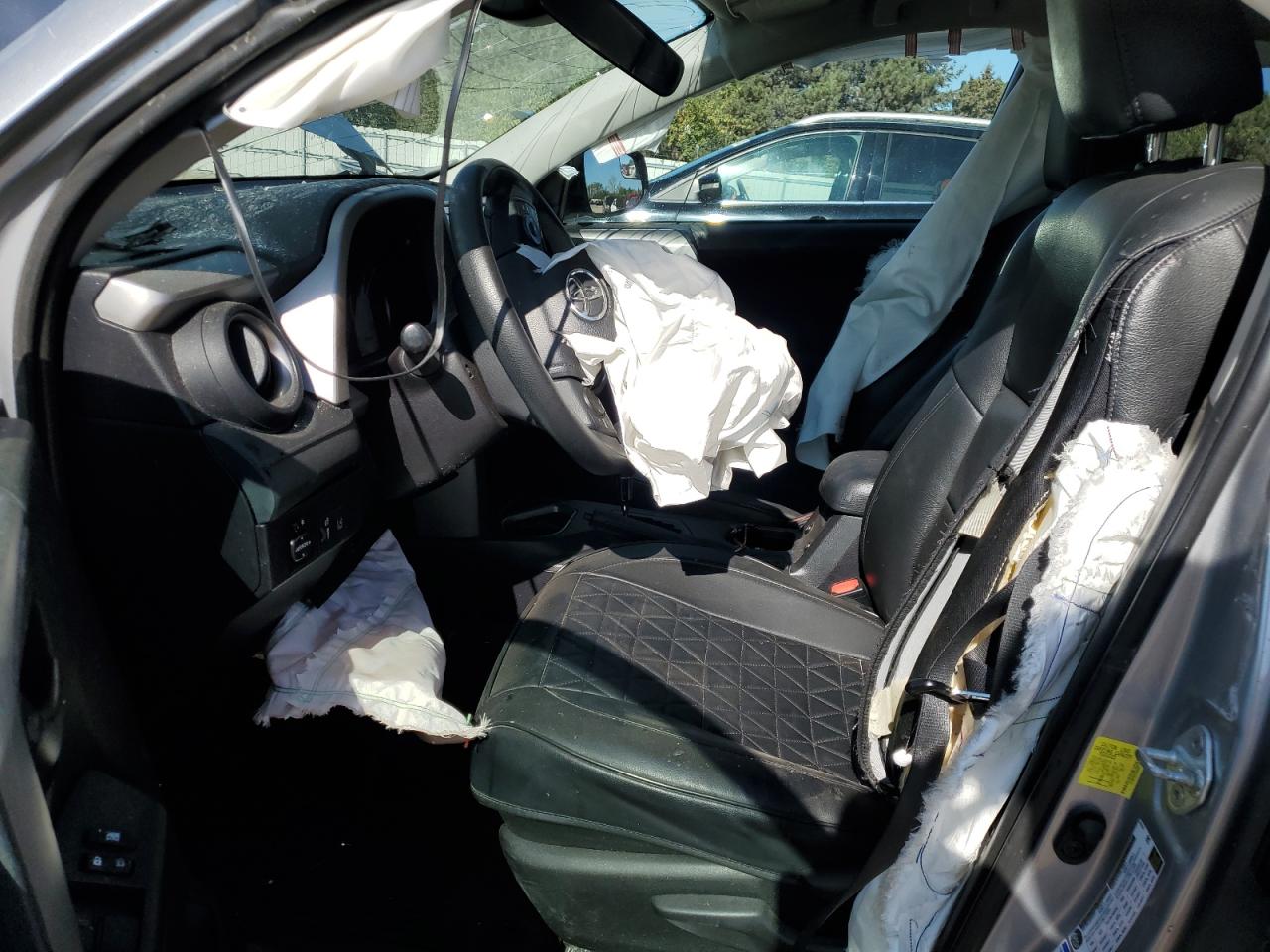 2017 Toyota Rav4 Le VIN: 2T3BFREV3HW655776 Lot: 84644225