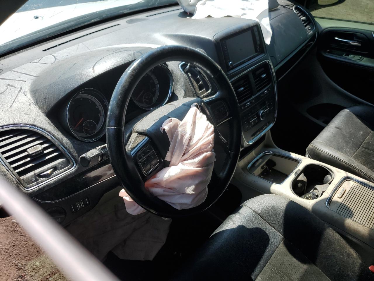 2017 Dodge Grand Caravan Sxt VIN: 2C4RDGCG6HR761825 Lot: 70880455