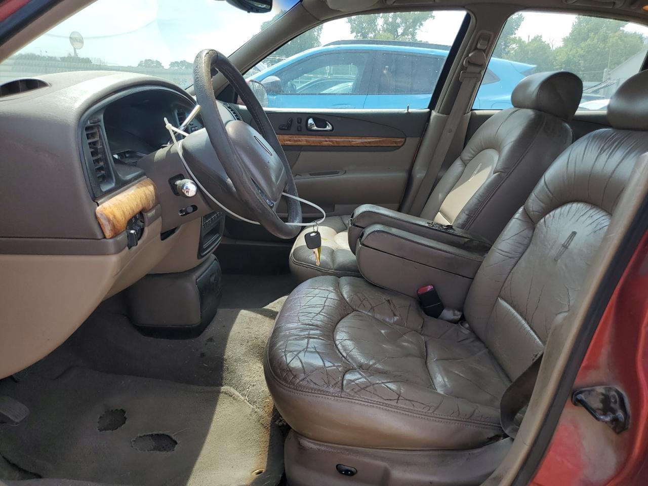 1998 Lincoln Continental VIN: 1LNFM97V9WY685061 Lot: 80797715