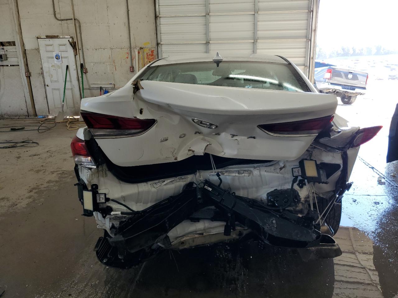 2018 Hyundai Sonata Sport VIN: 5NPE34AF7JH669216 Lot: 84052455