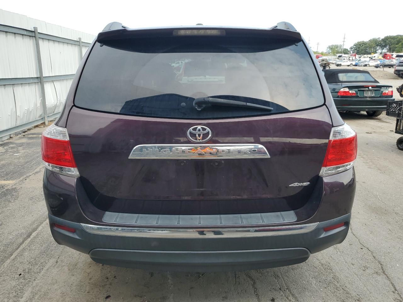 2012 Toyota Highlander Base VIN: 5TDBK3EH4CS141187 Lot: 71426605