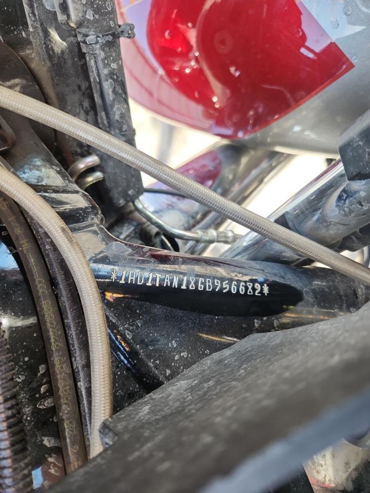 2016 Harley-Davidson Fltruse Cvo Road Glide VIN: 1HD1TAN18GB956682 Lot: 80749835