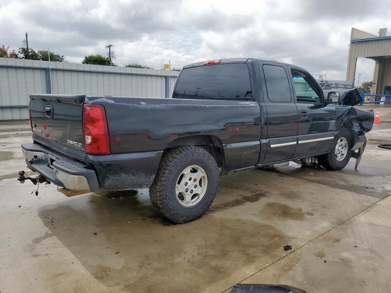 2003 Chevrolet Silverado C1500 VIN: 2GCEC19V131407075 Lot: 82038005