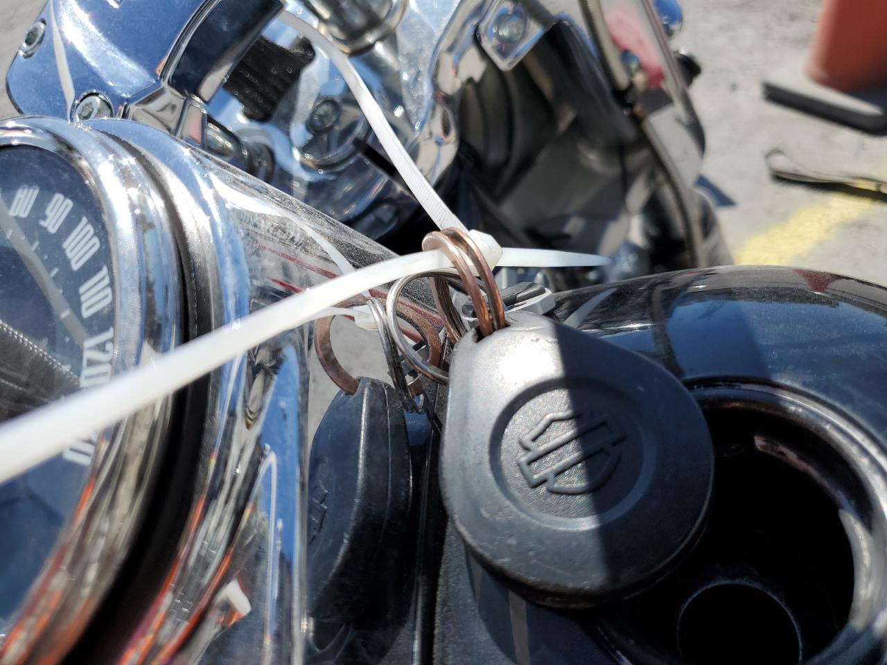 2020 Harley-Davidson Flhc VIN: 1HD1YAJ18LB041283 Lot: 80898235