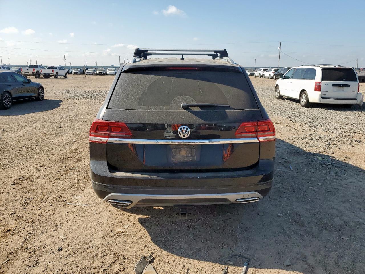 2019 Volkswagen Atlas S VIN: 1V2AP2CA4KC576660 Lot: 71717575