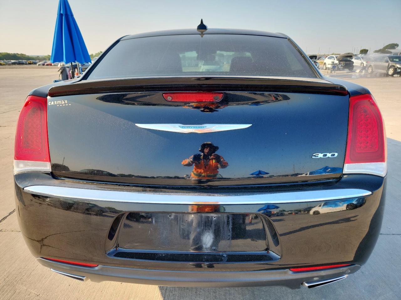 2017 Chrysler 300 Limited VIN: 2C3CCAAG3HH662219 Lot: 81010485
