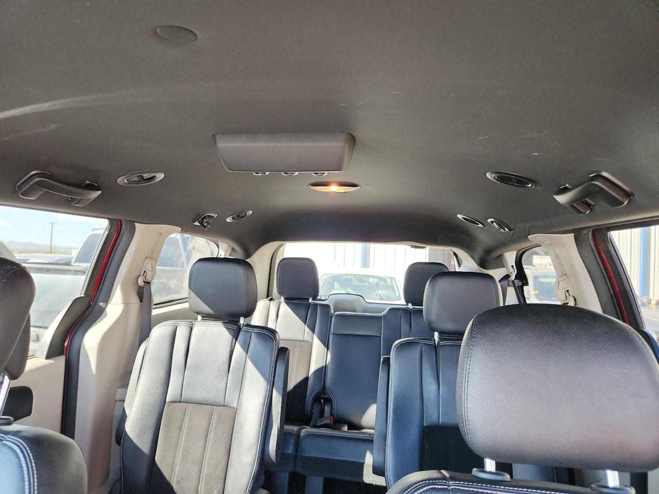 2017 Dodge Grand Caravan Sxt VIN: 2C4RDGCG2HR853000 Lot: 81190505