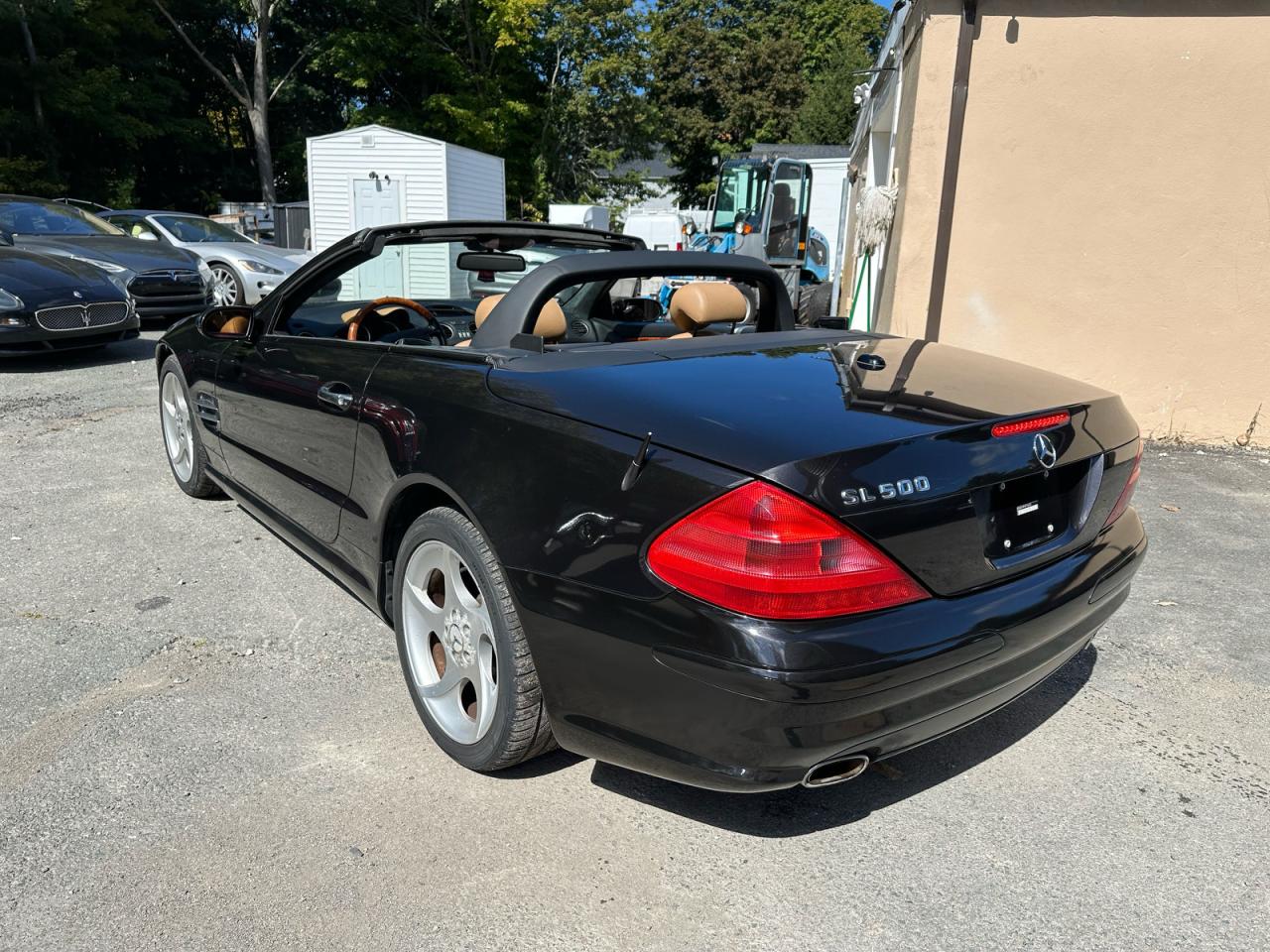 V (R230) V (R230)
