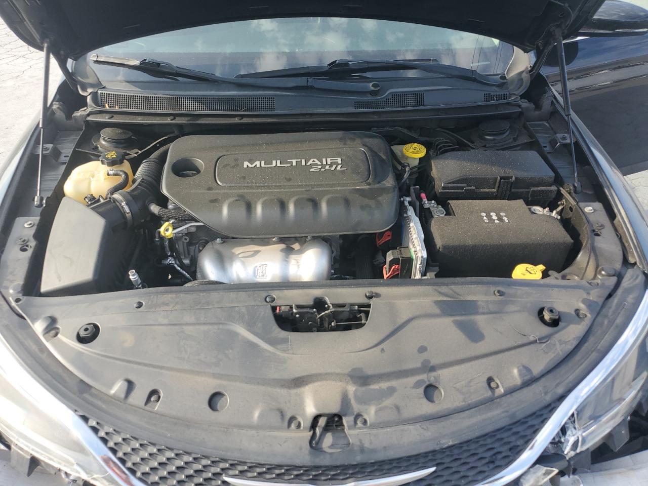 2016 Chrysler 200 C VIN: 1C3CCCCB0GN147181 Lot: 71288065