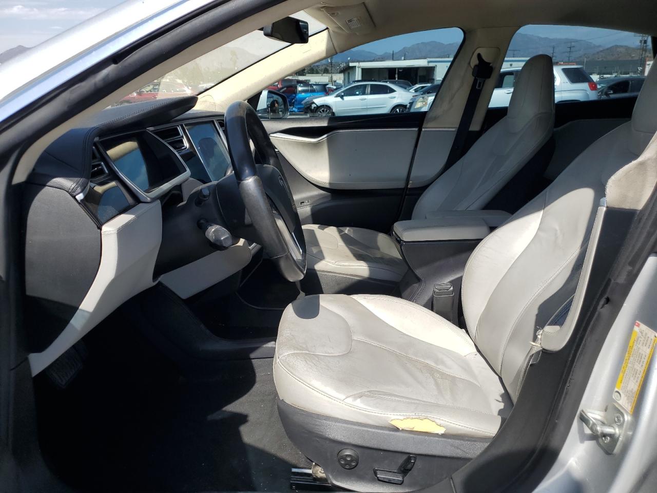 2013 Tesla Model S VIN: 5YJSA1CG1DFP18328 Lot: 71079065