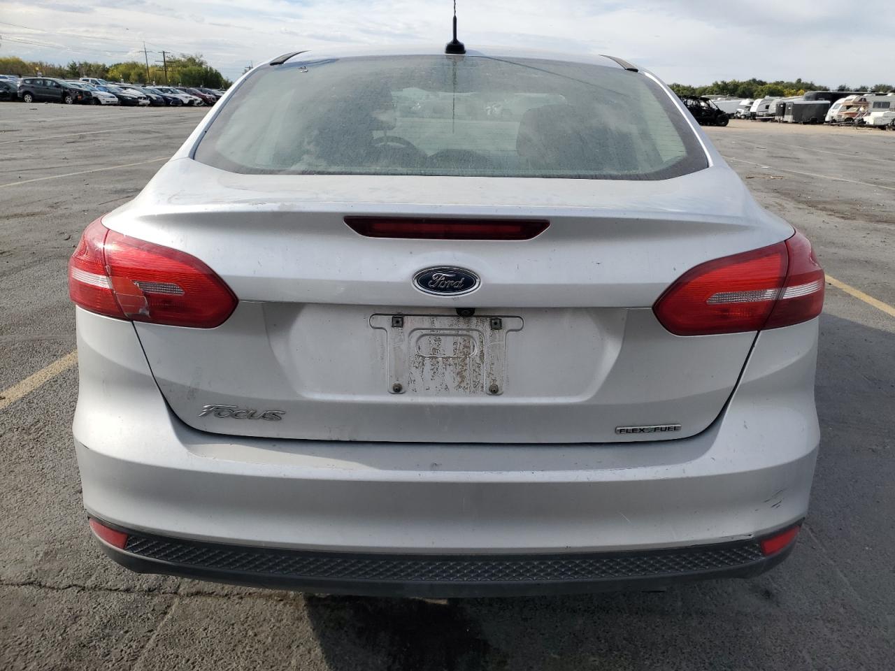 2015 Ford Focus S VIN: 1FADP3E25FL380099 Lot: 81901065